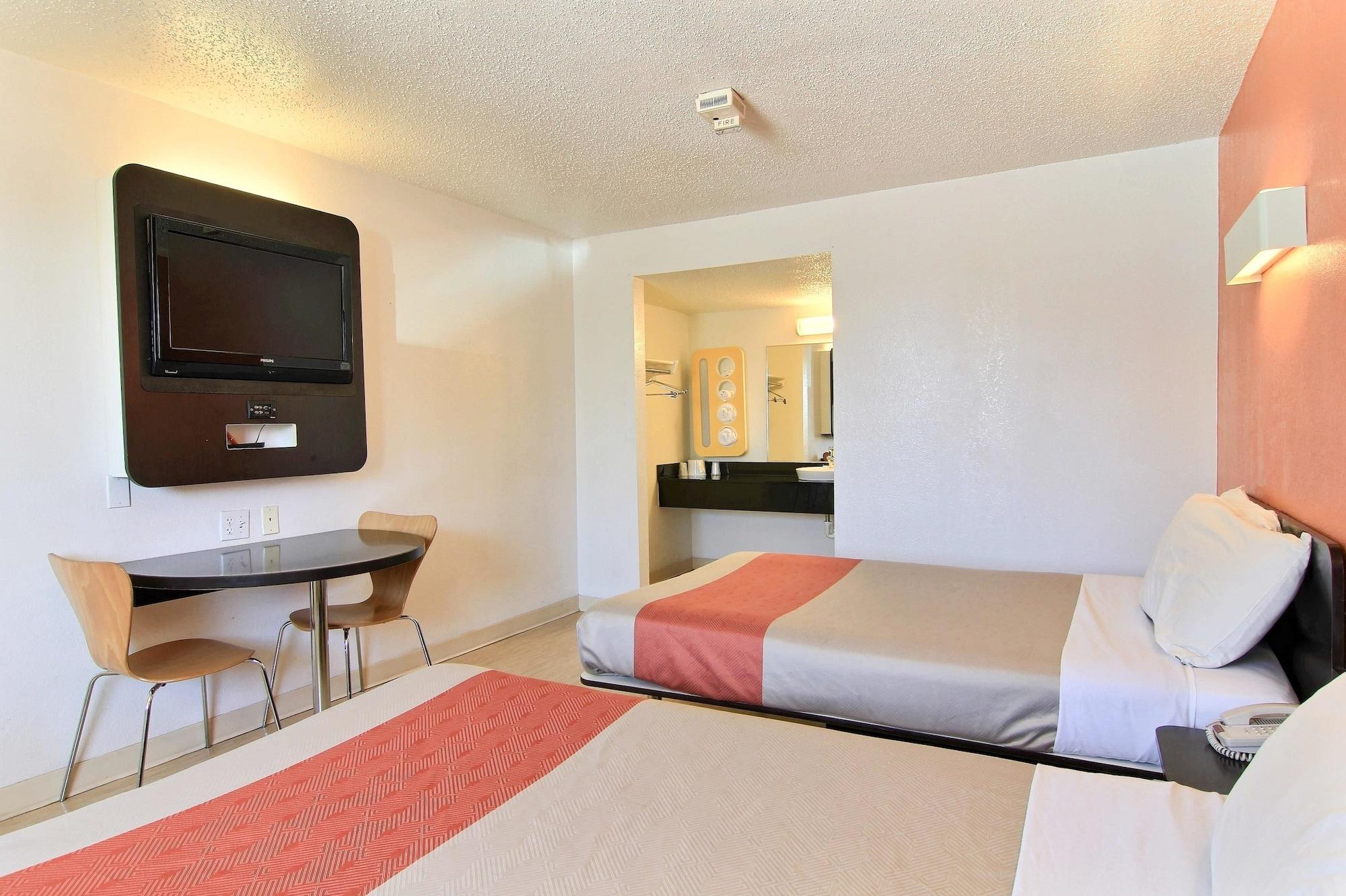 Motel 6-Austin, Tx ภายนอก รูปภาพ